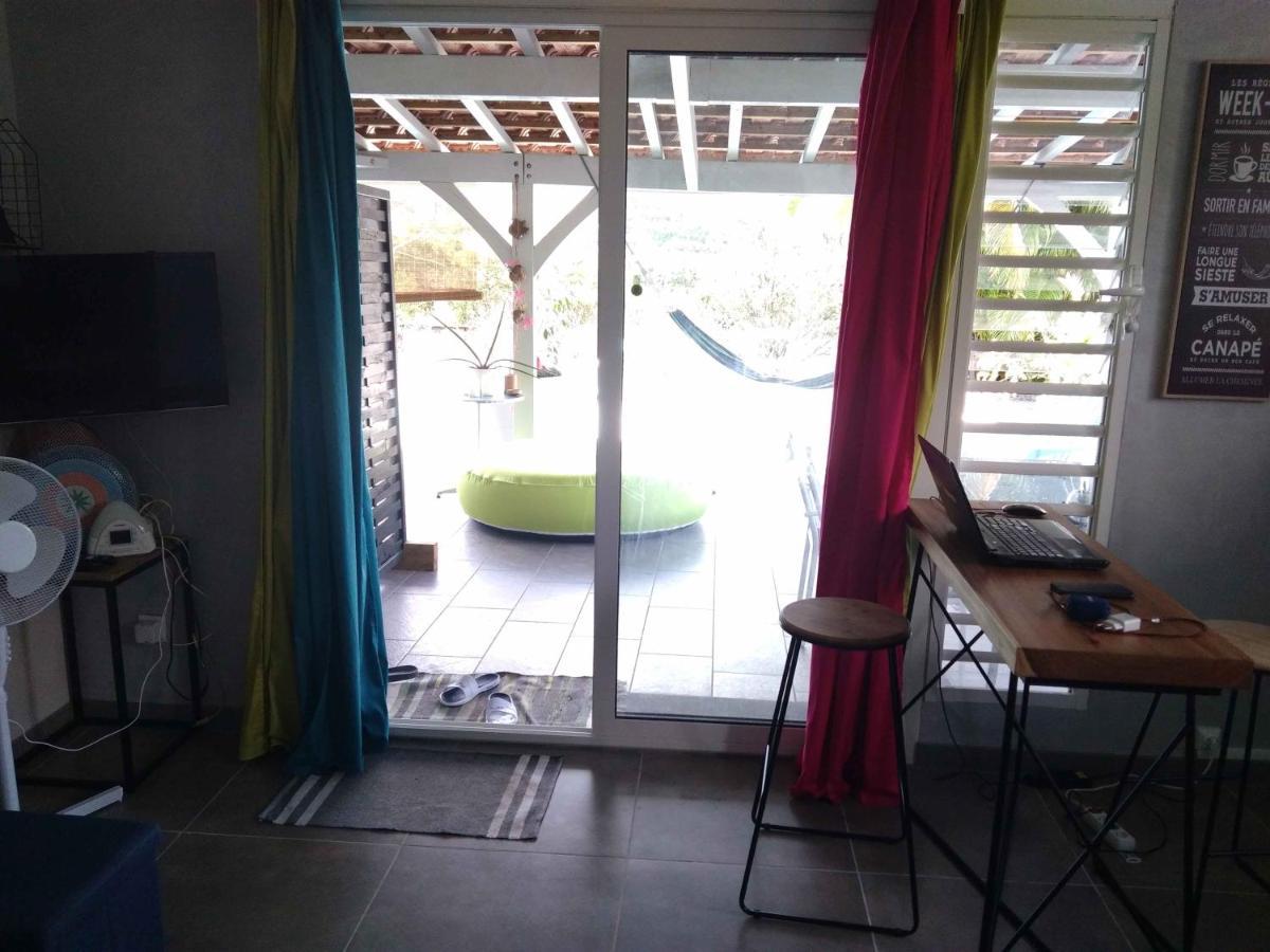 Grand T2 Tout Confort , Emplacement Ideal Riviere-Salee Bagian luar foto
