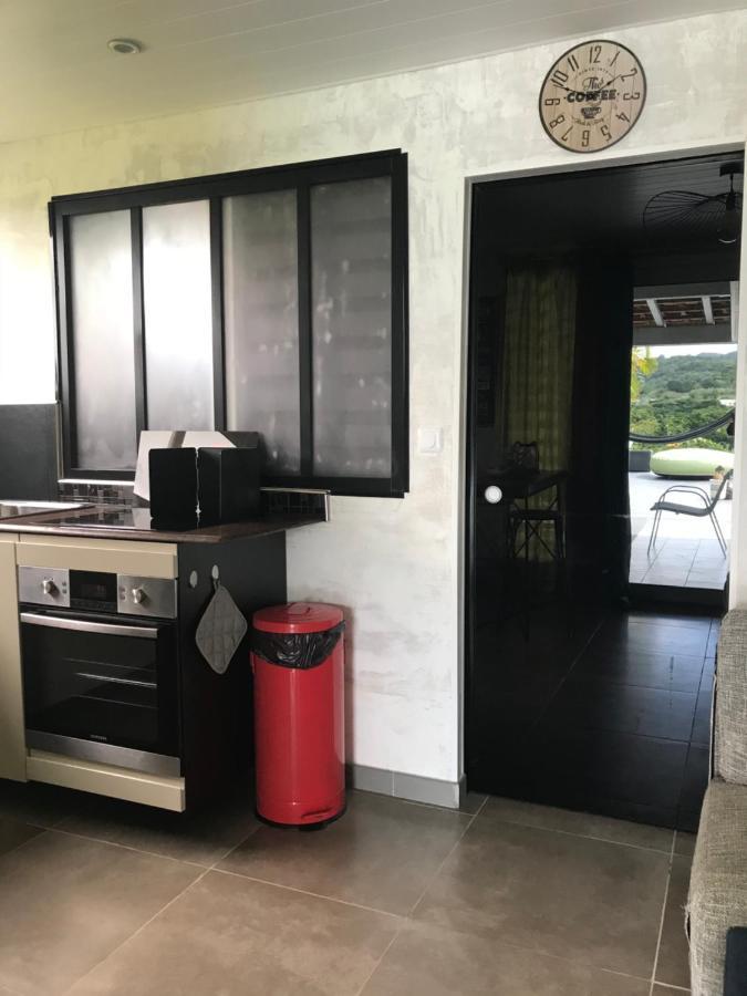 Grand T2 Tout Confort , Emplacement Ideal Riviere-Salee Bagian luar foto