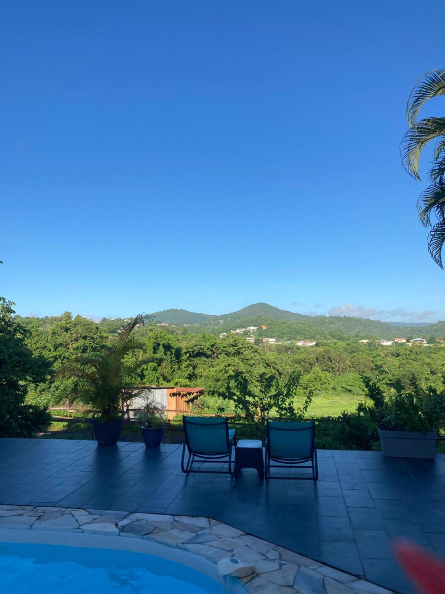 Grand T2 Tout Confort , Emplacement Ideal Riviere-Salee Bagian luar foto